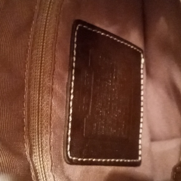 Coach Signature Shearling (FO52BK47) Crossbody Bag - Picture 2 of 8